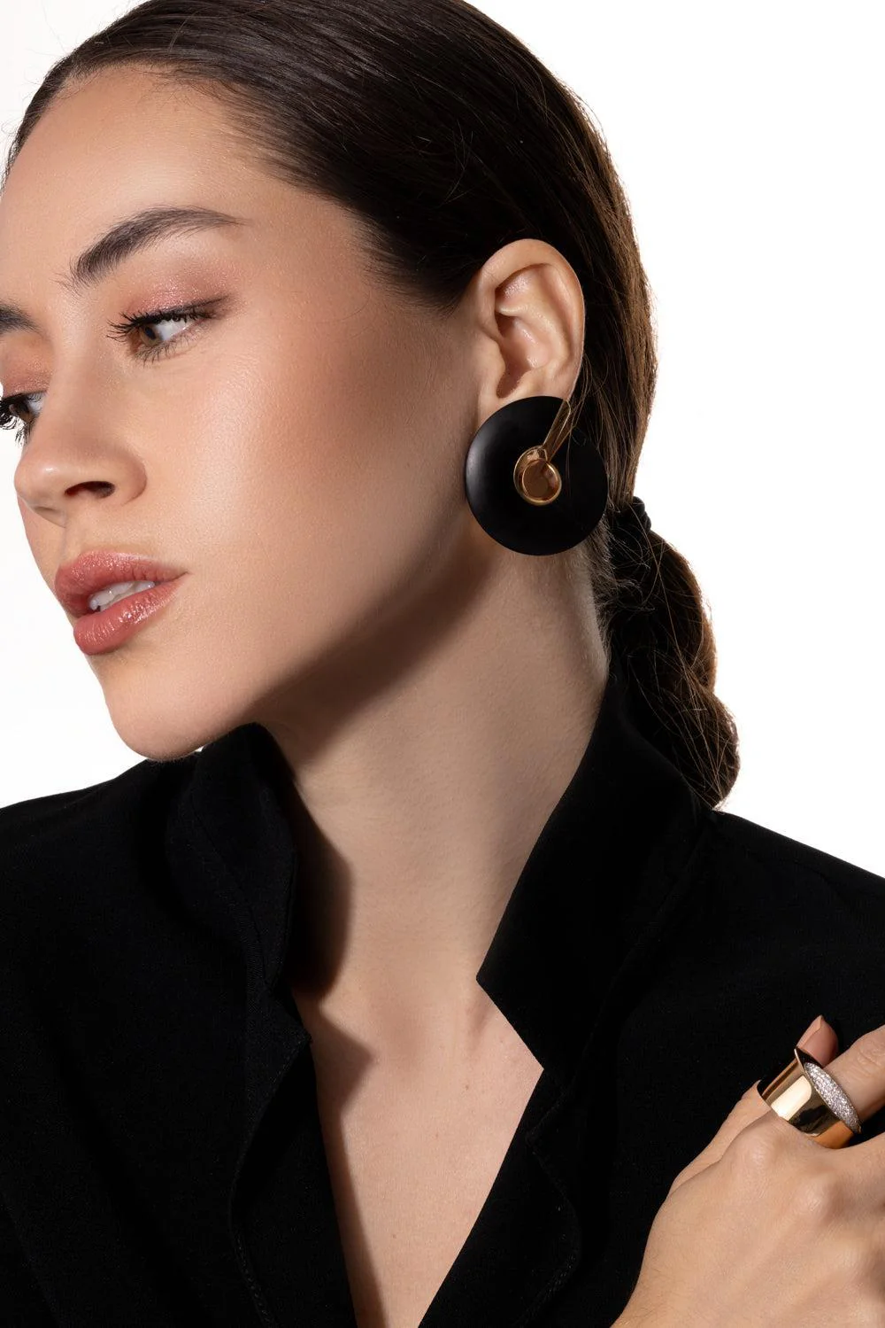 Verso Grande Jet Hoop Earrings - Image 5