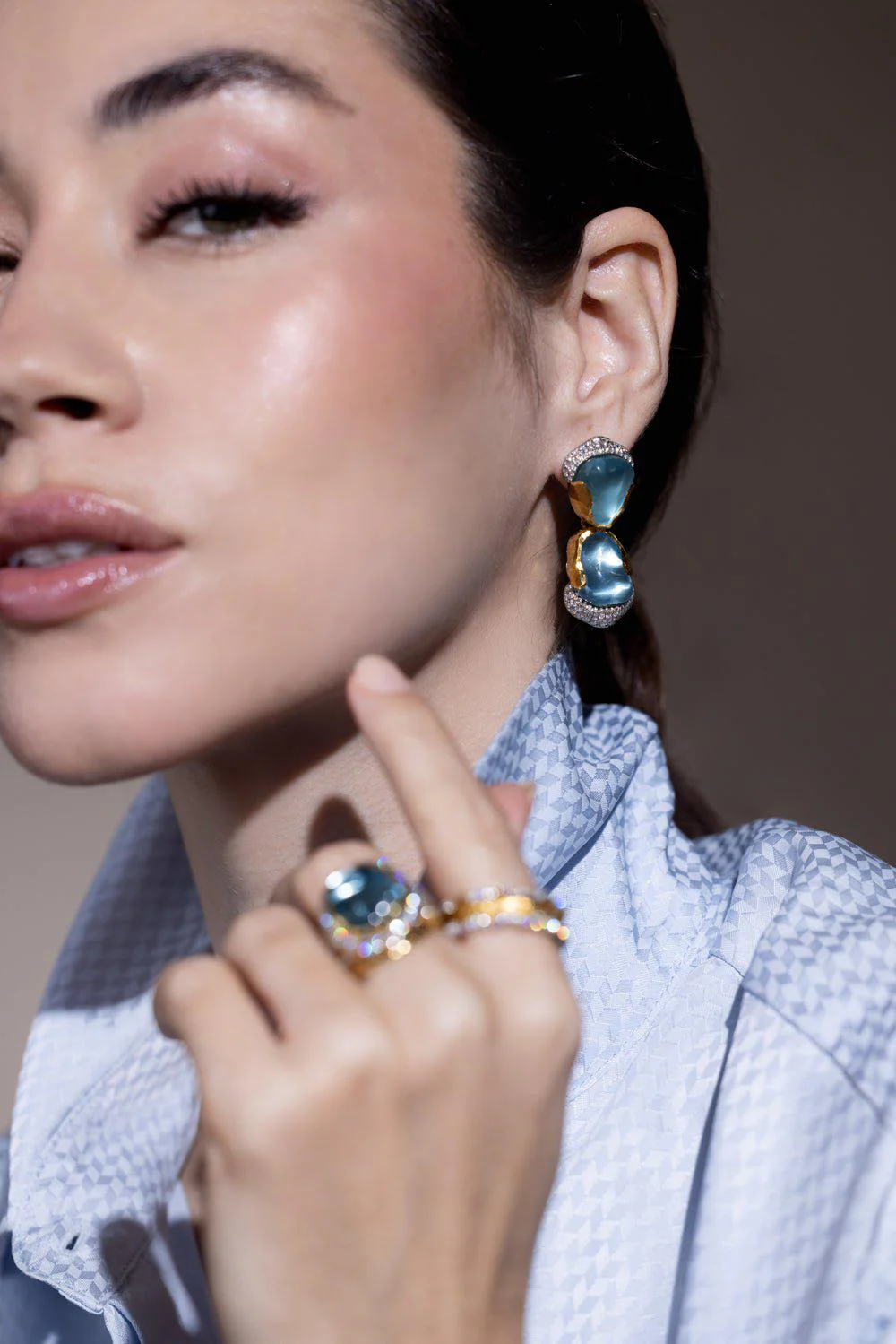 Aquamarine Diamond Drop Earrings - Image 7