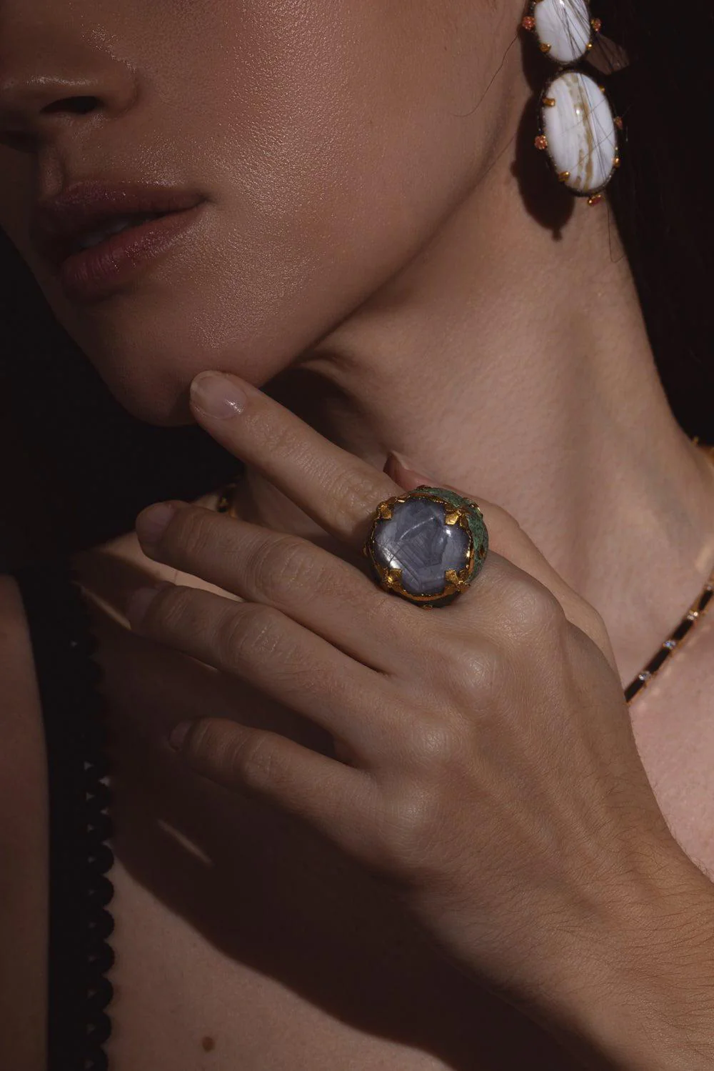 Silver Sapphire Diamond Ring - Image 3