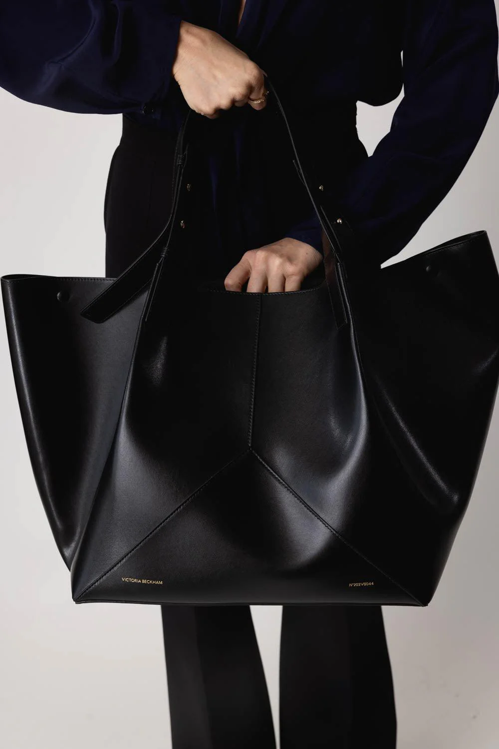W11 Medium Tote Bag - Image 4