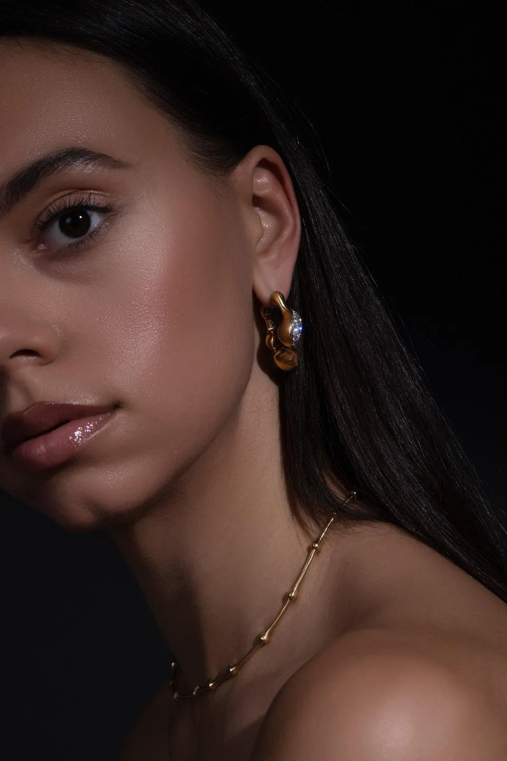Caryn Hoop Earrings - Image 2