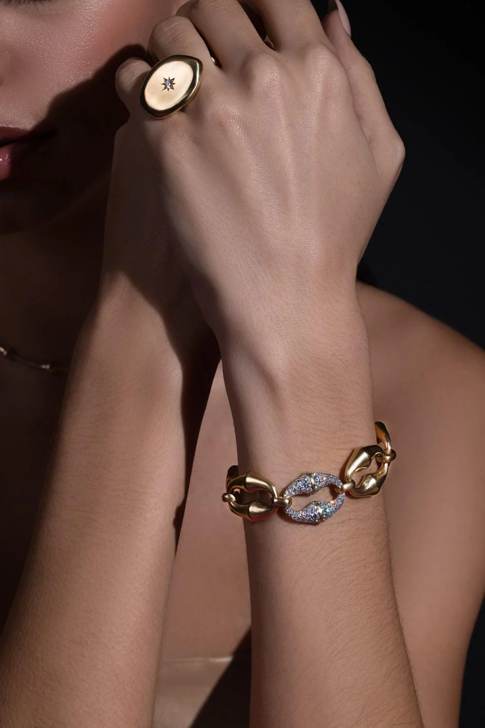 Chrona Link Diamond Bracelet - Image 2