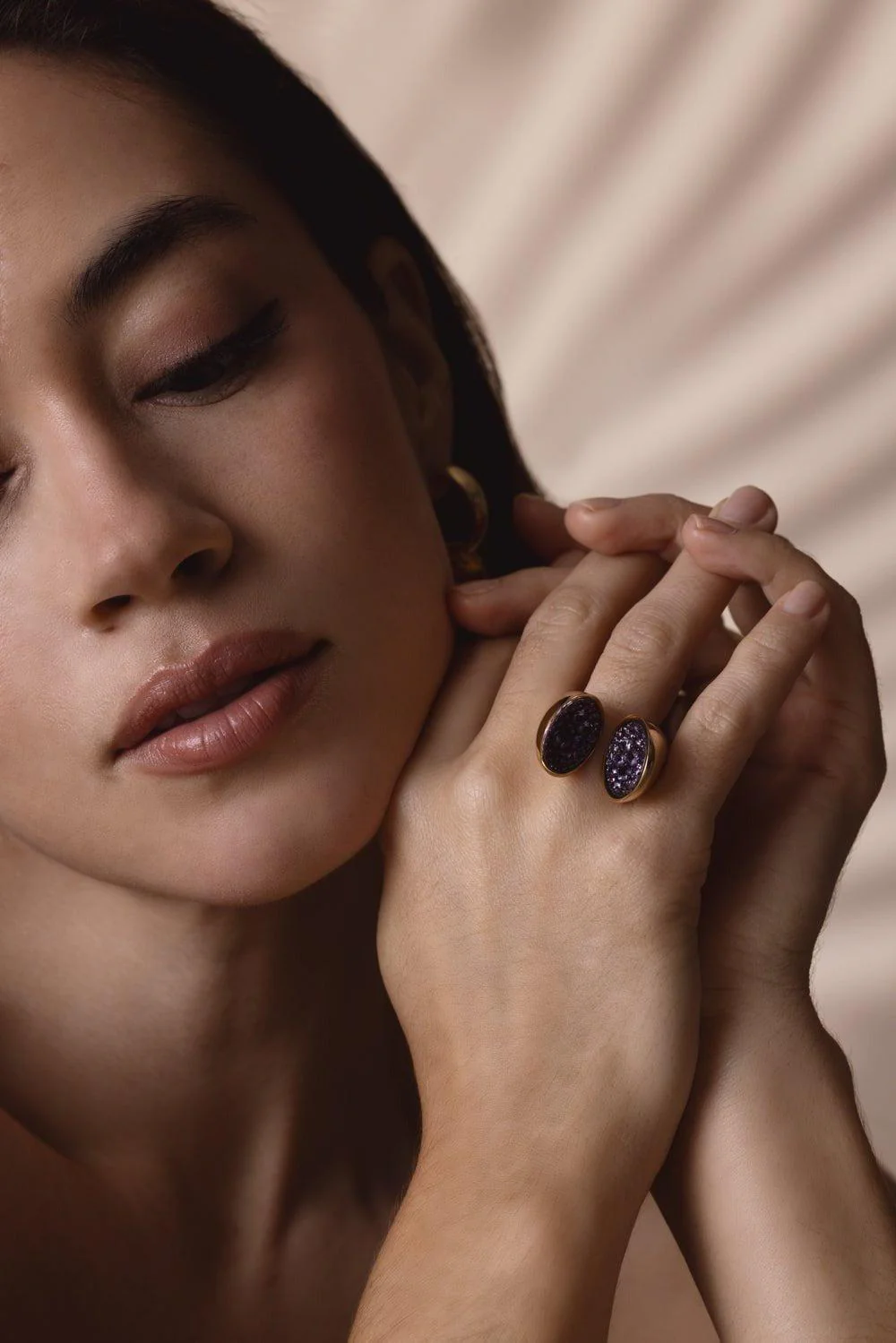 Pink Sapphire Echo Ring - Image 2
