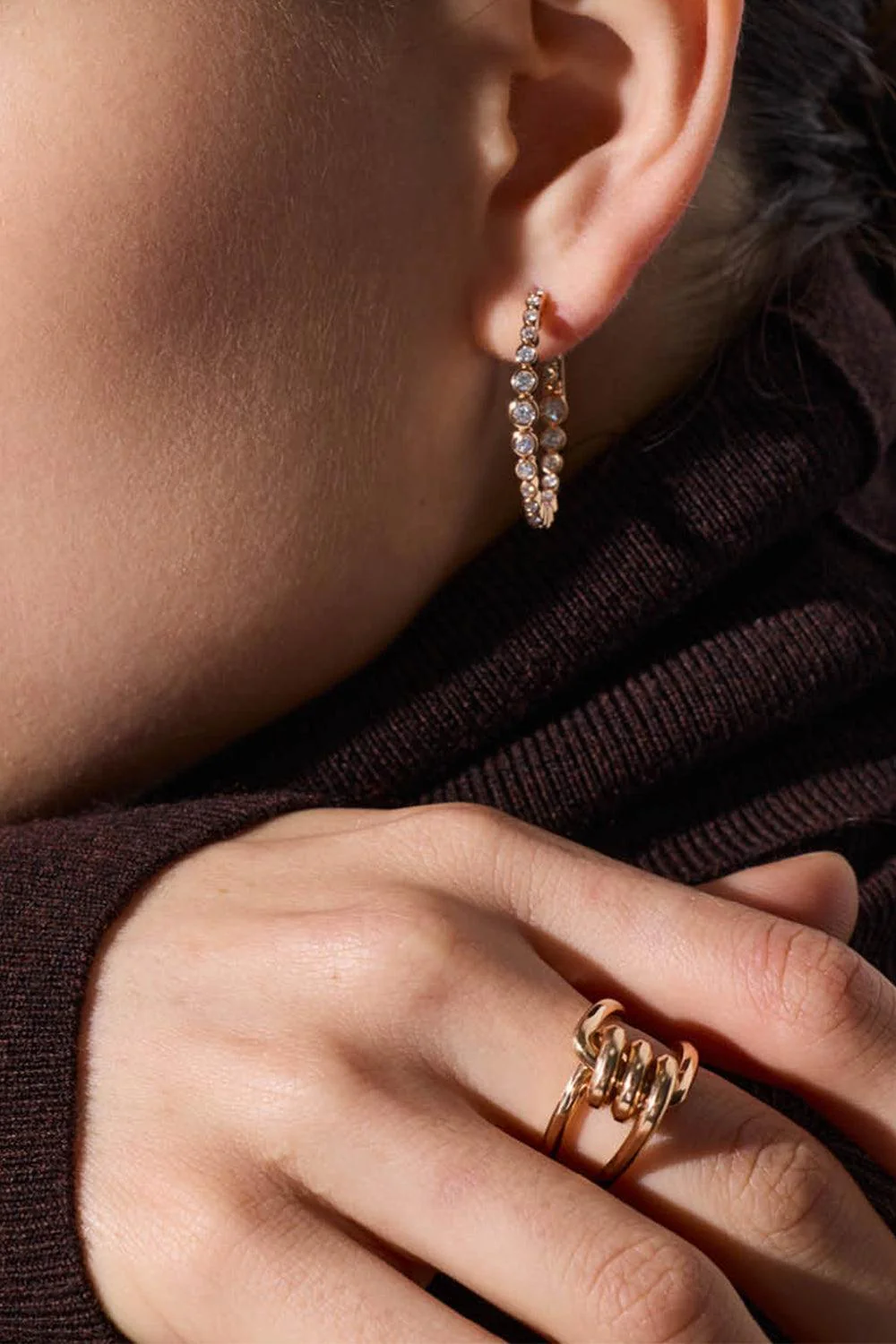 Diamond Bezel Small WF Classic Oval Hoop Earrings - Image 2