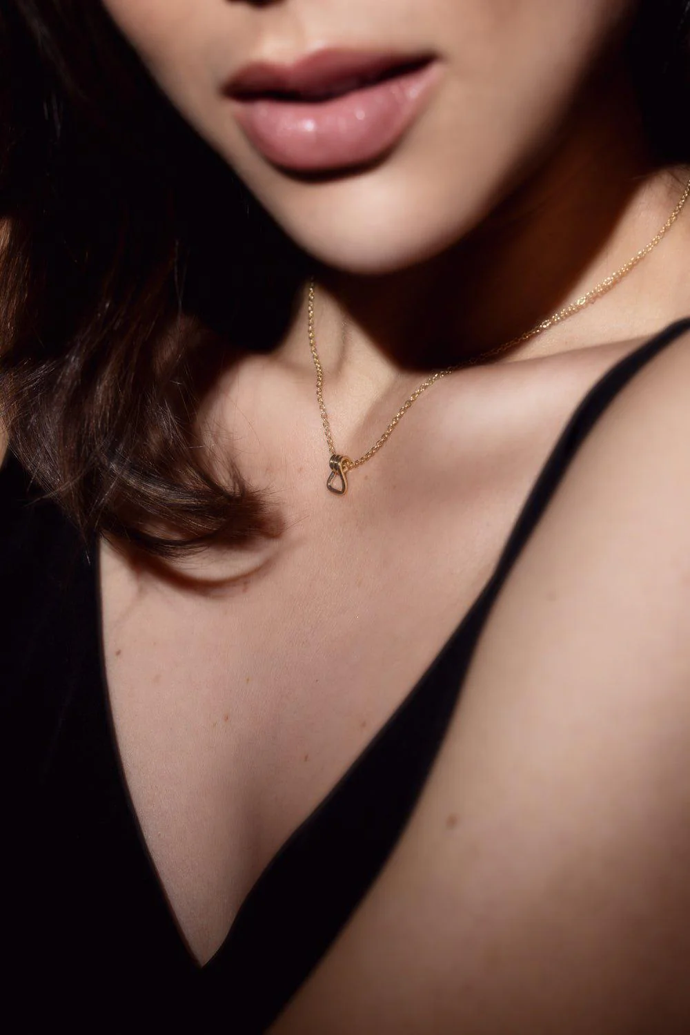 Huxley Coil Link Pendant Necklace - Image 2