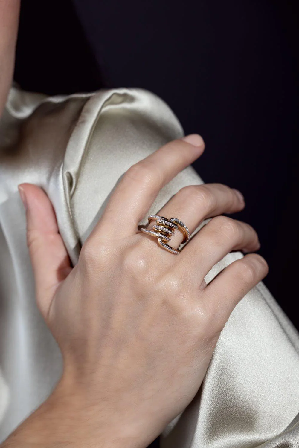 Huxley Diamond Single Coil Link Ring - Image 3