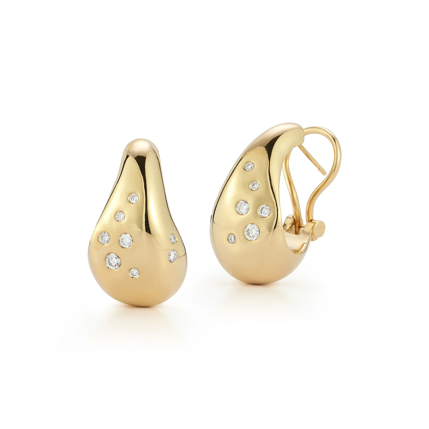 Julian Wide Wave Diamond Hoop Earrings