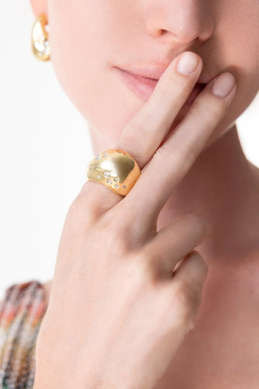 Julian Wide Wave Diamond Ring - Image 5