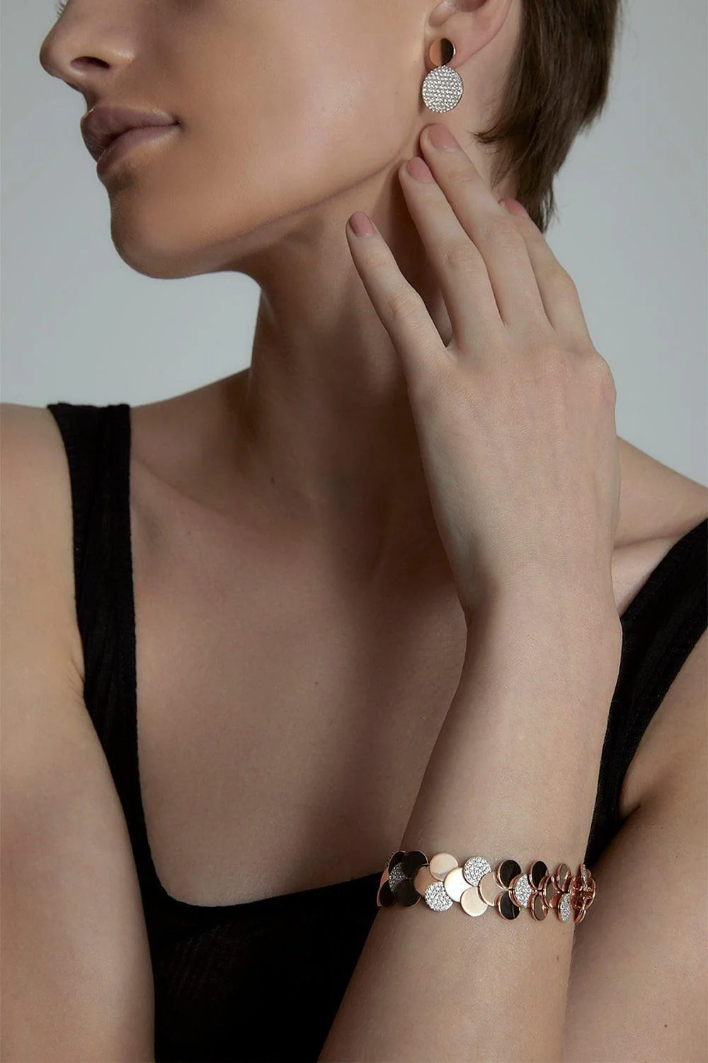 Lytton Diamond Disc Bracelet - Image 2