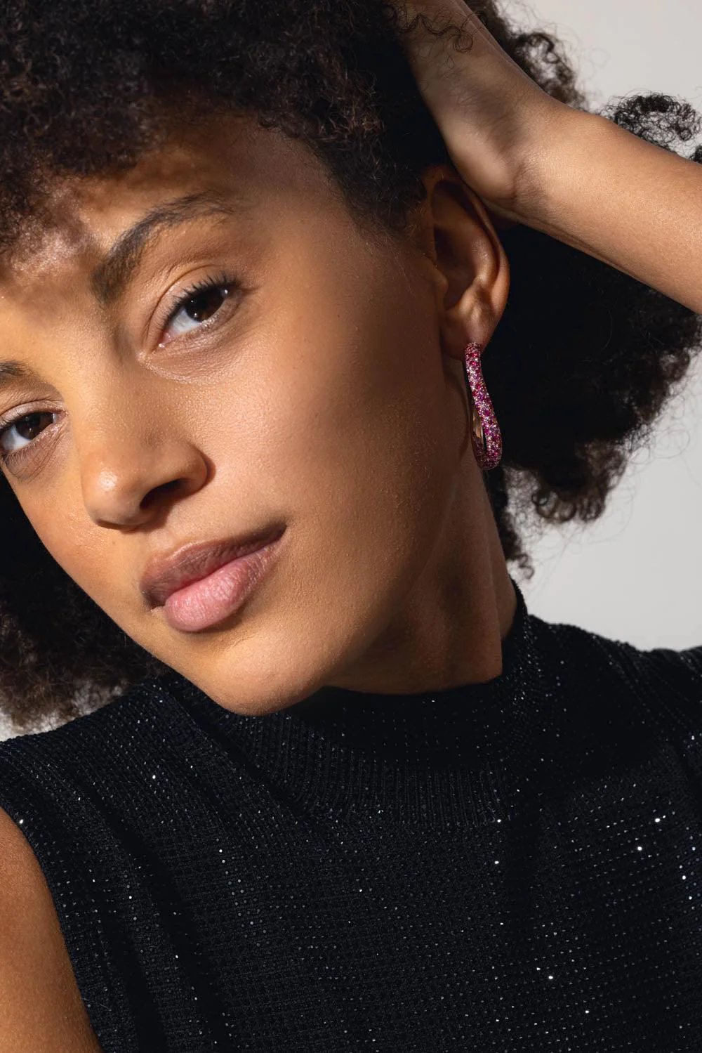 Pink Sapphire Julian Curved Hoop Earrings - Image 4