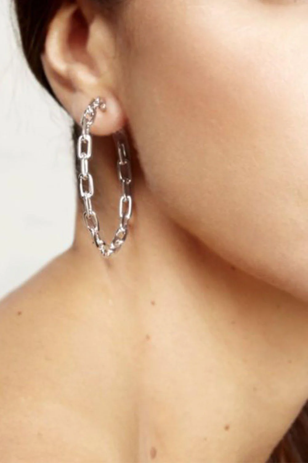 Saxon Chain Link Hoop Earrings - Image 3