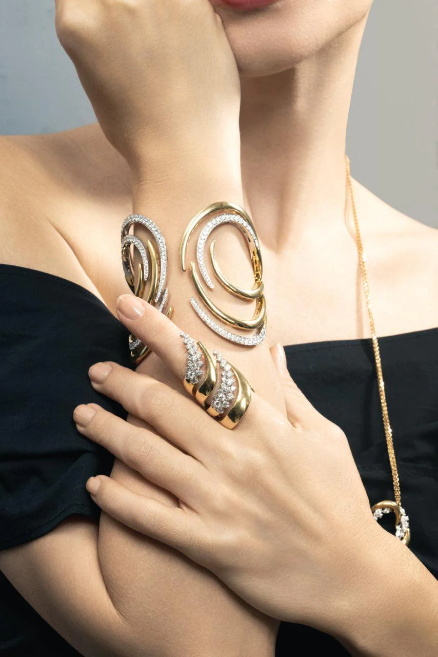 Diamond Round Stackable Strada Ring - Image 4