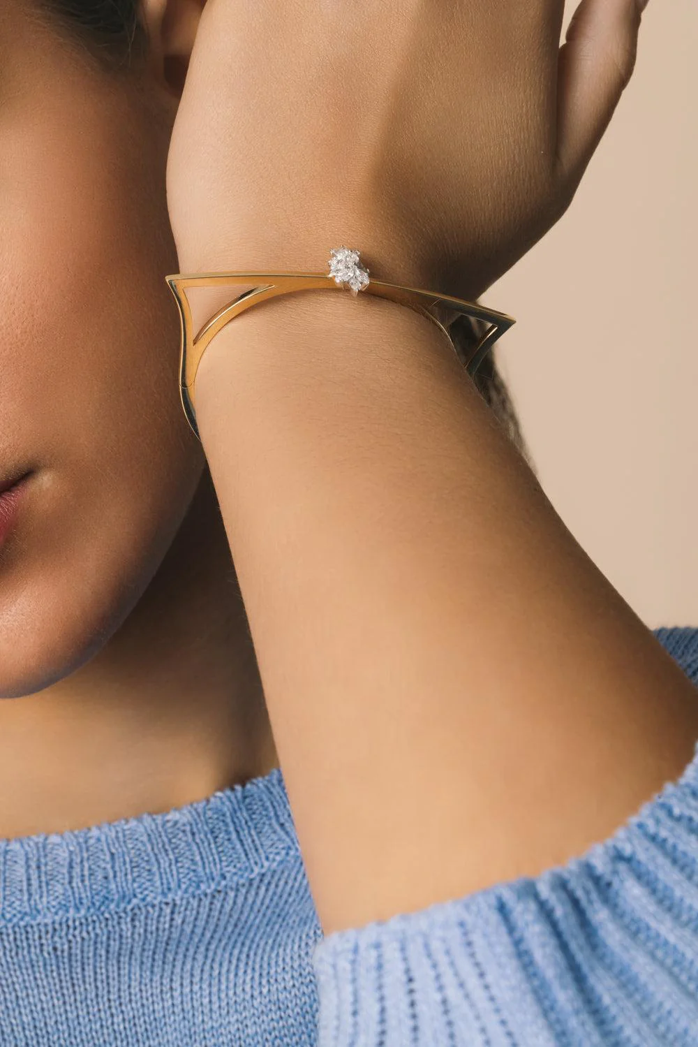 Diamond Golden Strada Bangle Bracelet - Image 4