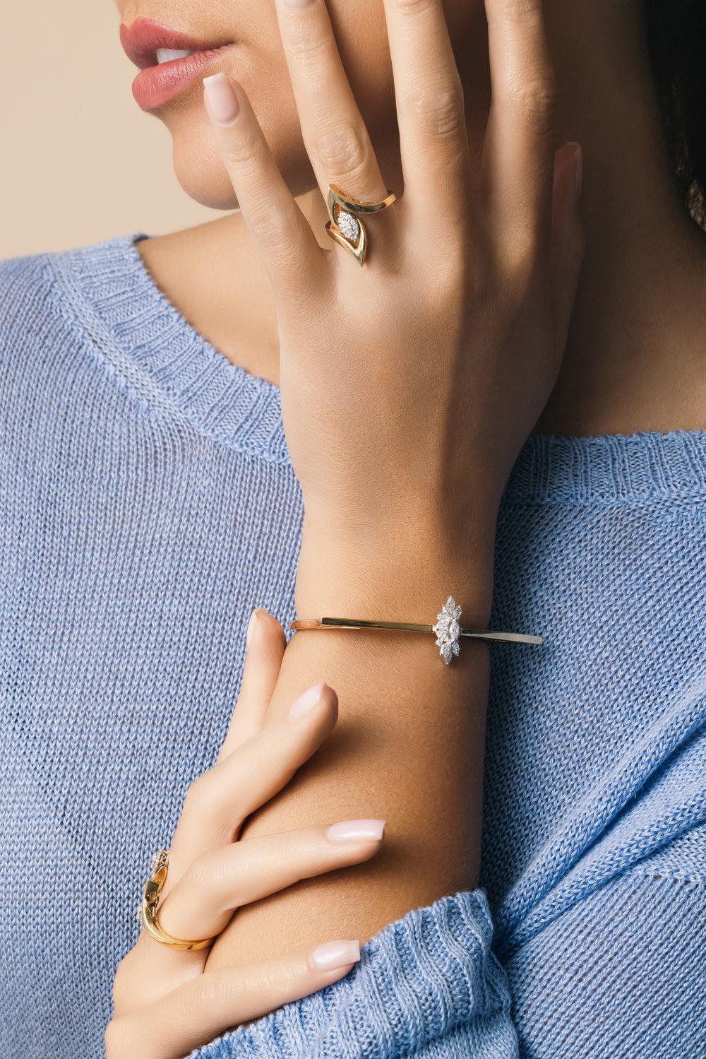 Diamond Marquise Pointed Golden Strada Ring - Image 2