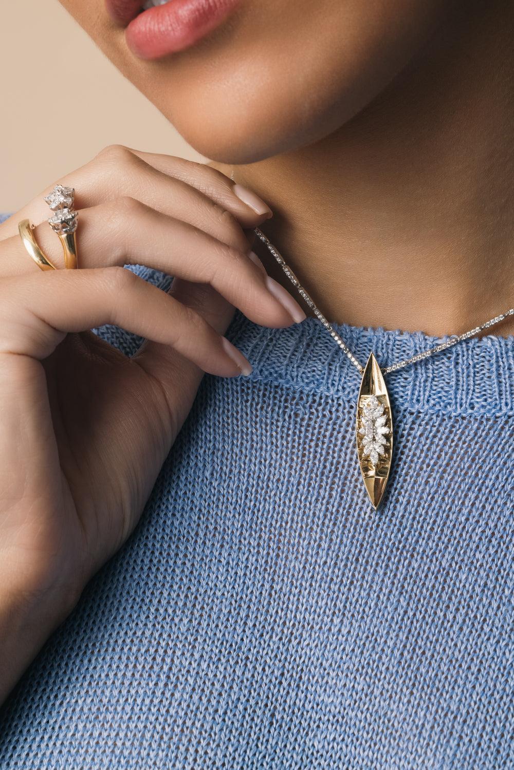 Diamond Pointed Pendant Golden Strada Necklace - Image 3