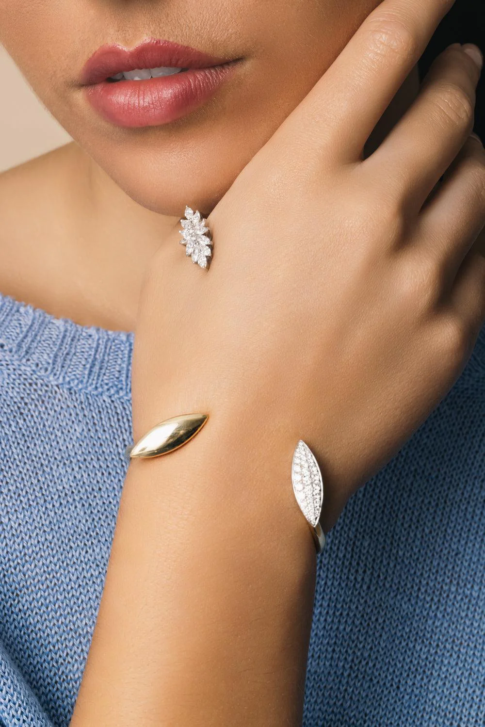 Diamond Statement Golden Strada Hand Bracelet - Image 4