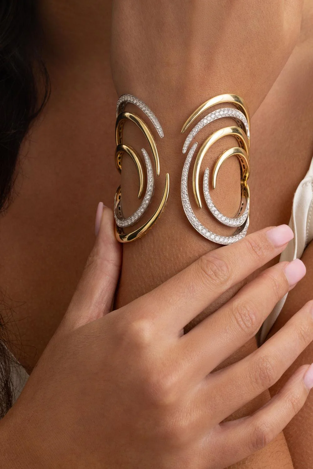Diamond Swirl Golden Strada Open Cuff Bracelet - Image 4