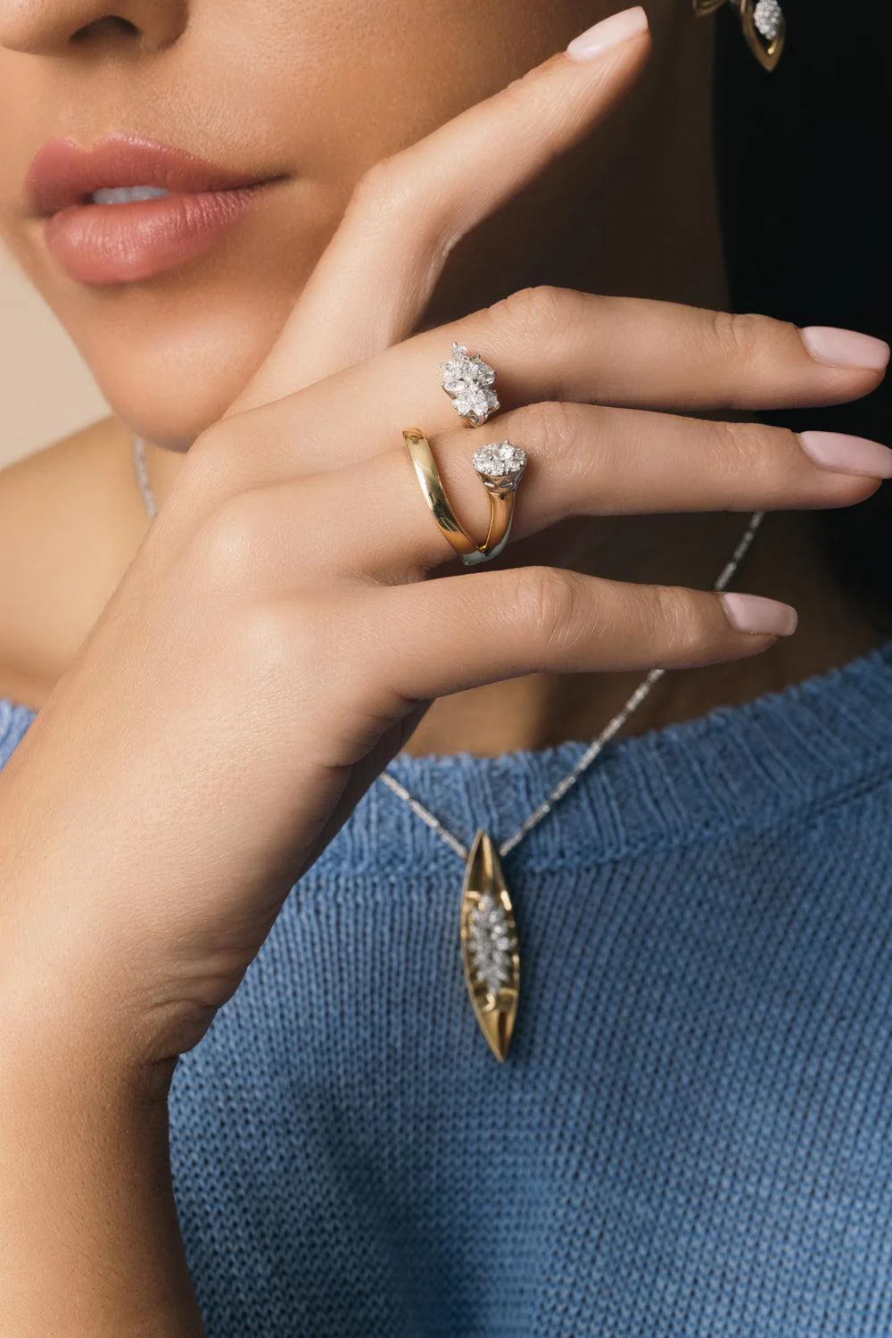 Diamond Two Sided Open Golden Strada Ring - Image 2