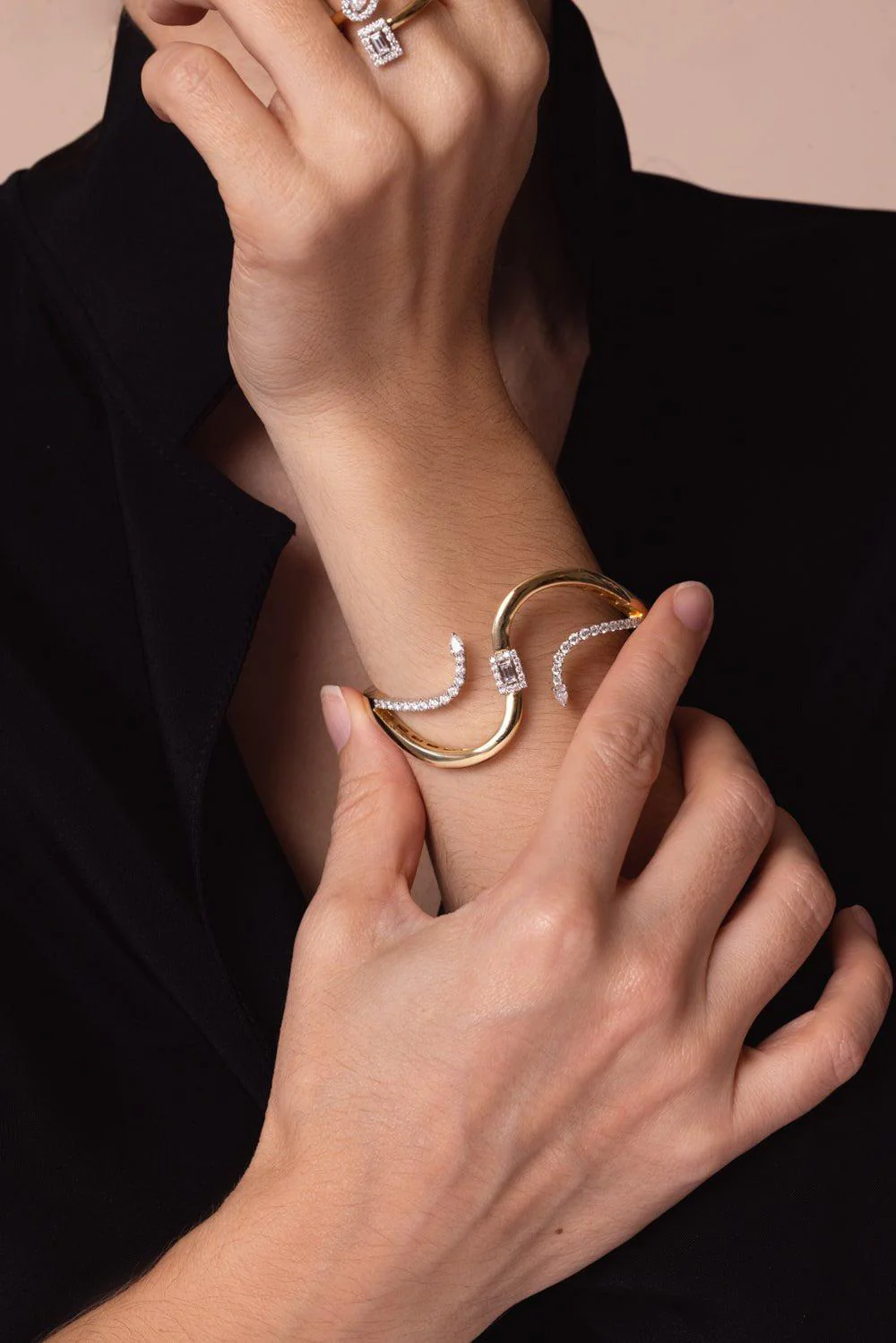 Golden Strada Bangle Bracelet - Image 2