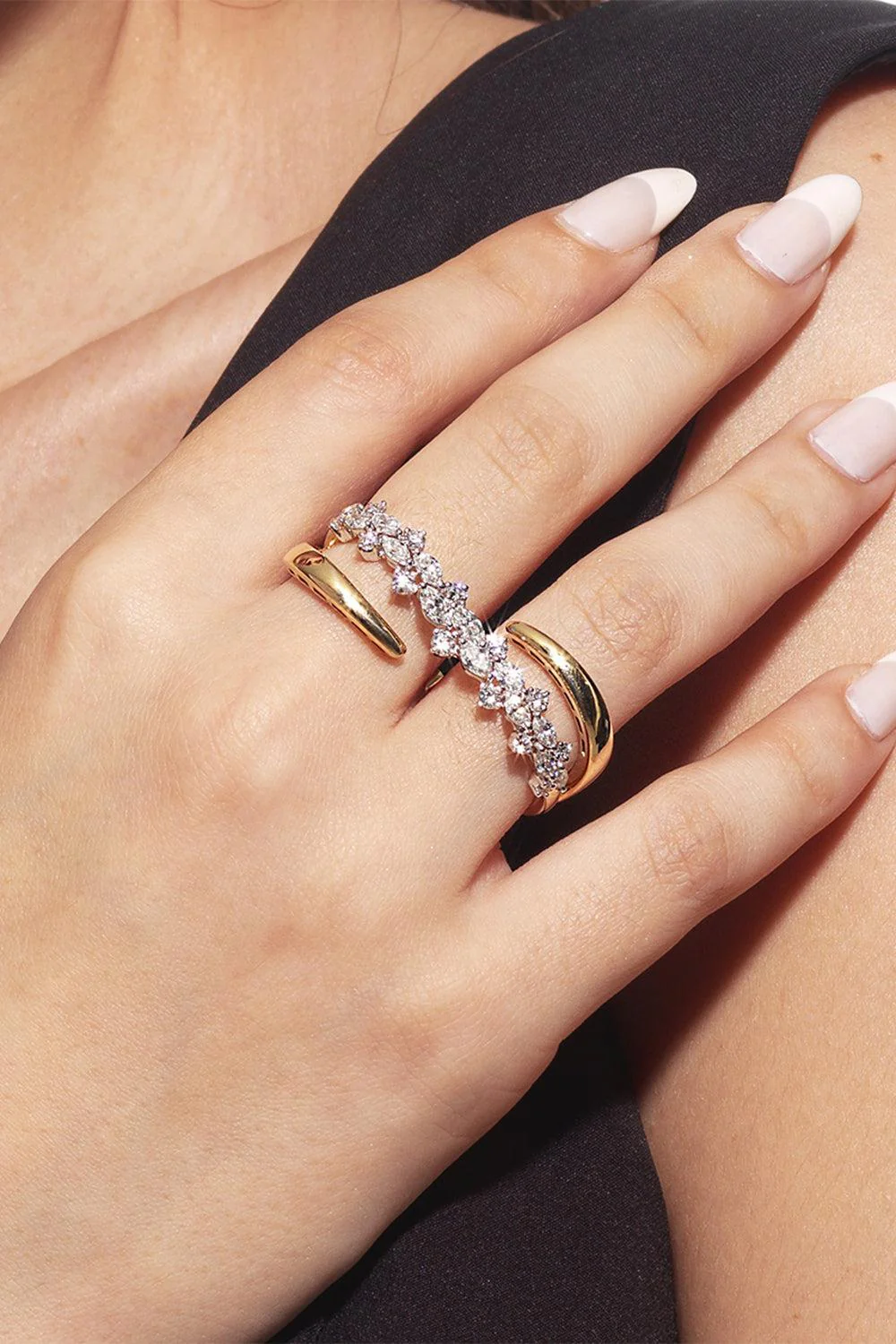 Golden Strada Double Finger Statement Ring - Image 2