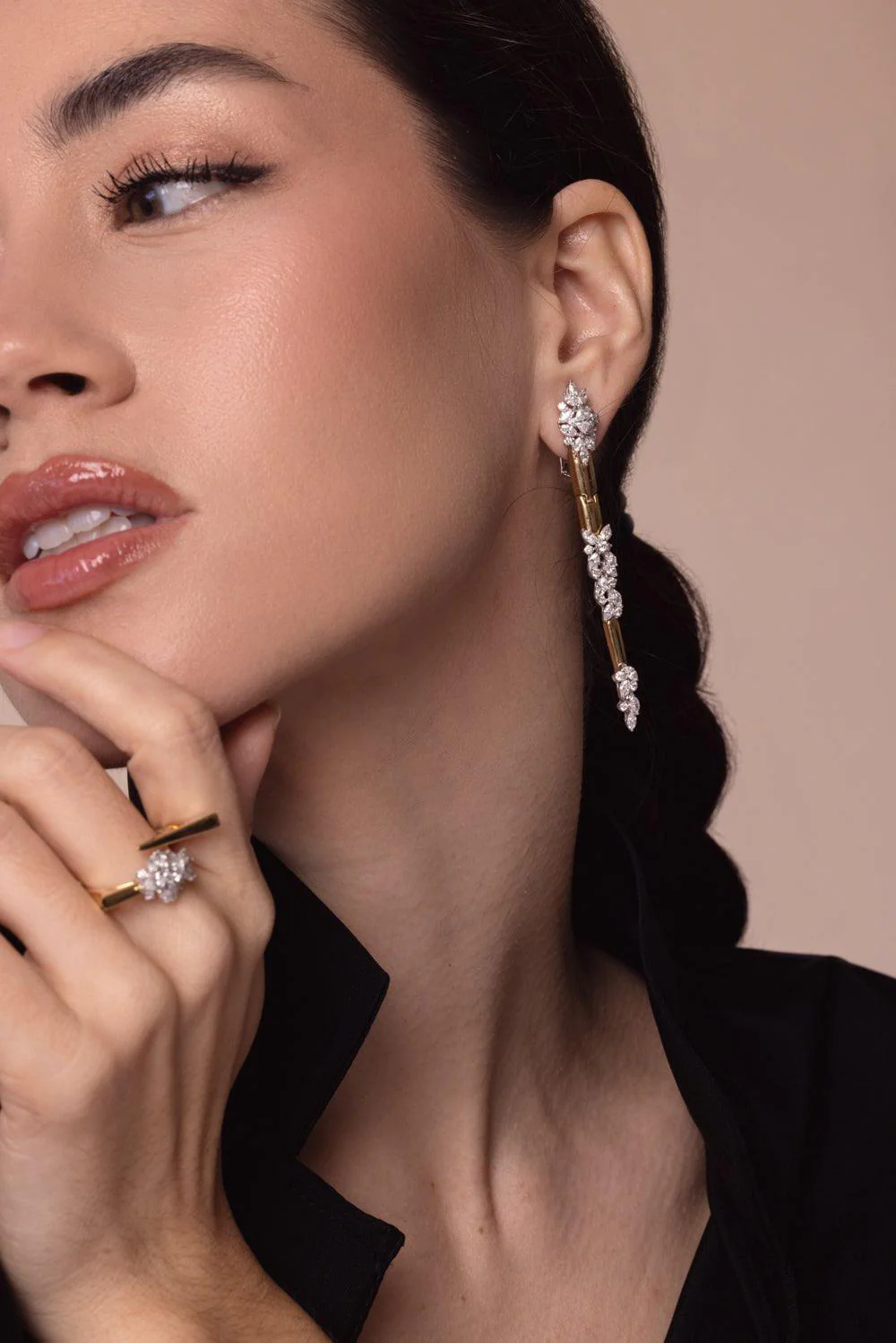 Golden Strada Line Drop Earrings - Image 3