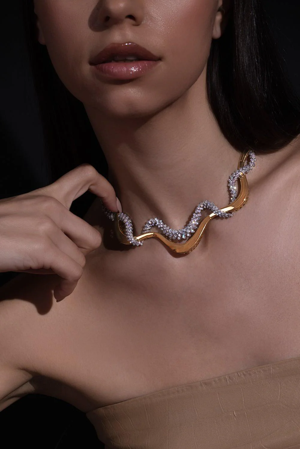 Golden Strada Statement Necklace - Image 3