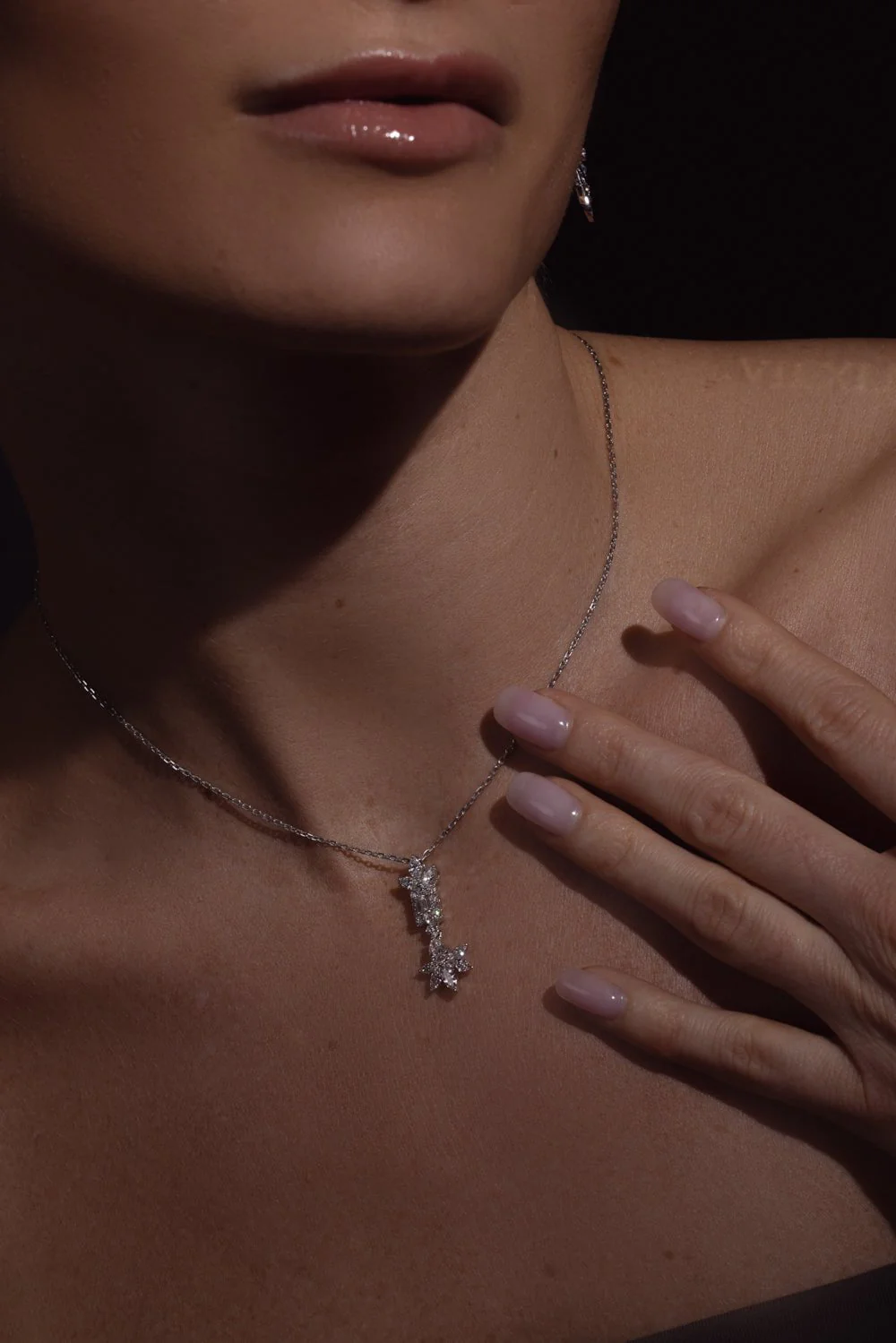 Y-Not Flower Drop Pendant Necklace - Image 5