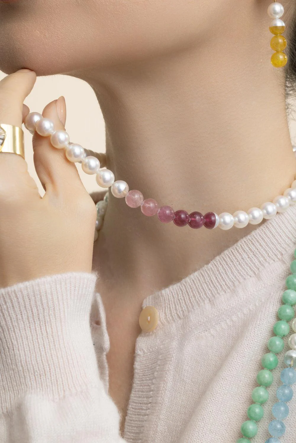 Yellow Sapphire Jade Pearl Sectional Pearl Necklace - Image 4