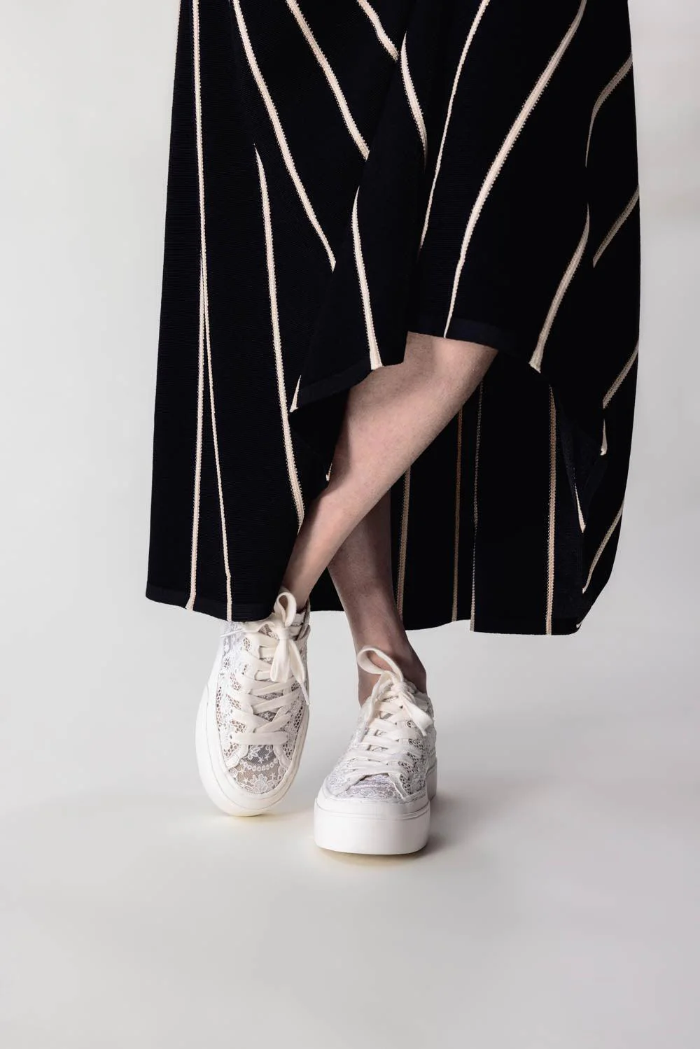 Pixie Low Sneaker - Image 4