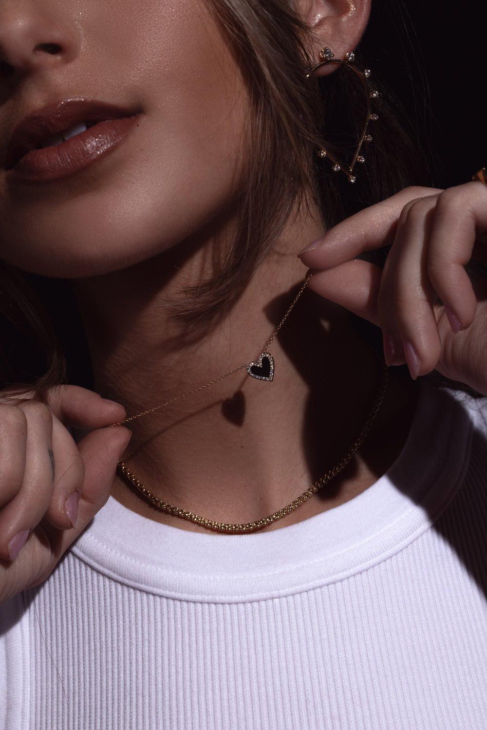 Diamond Border Heart Necklace - Image 2