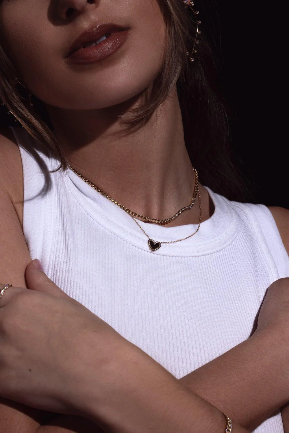 Diamond Border Heart Necklace - Image 4