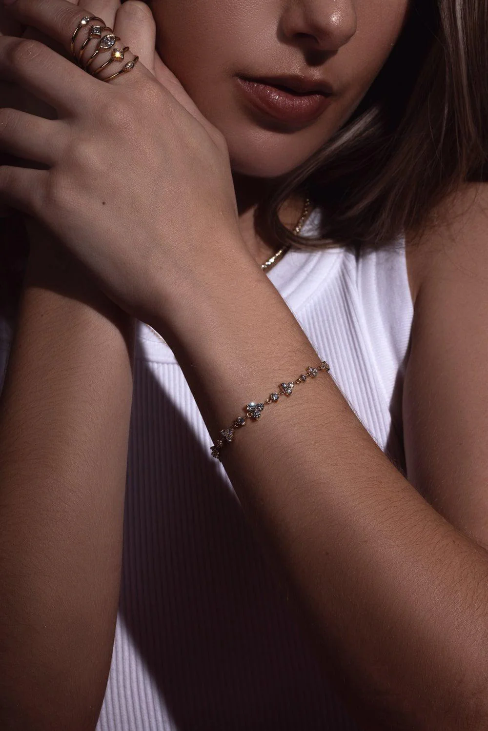 Graduated Prong Trio Bracelet - Image 2