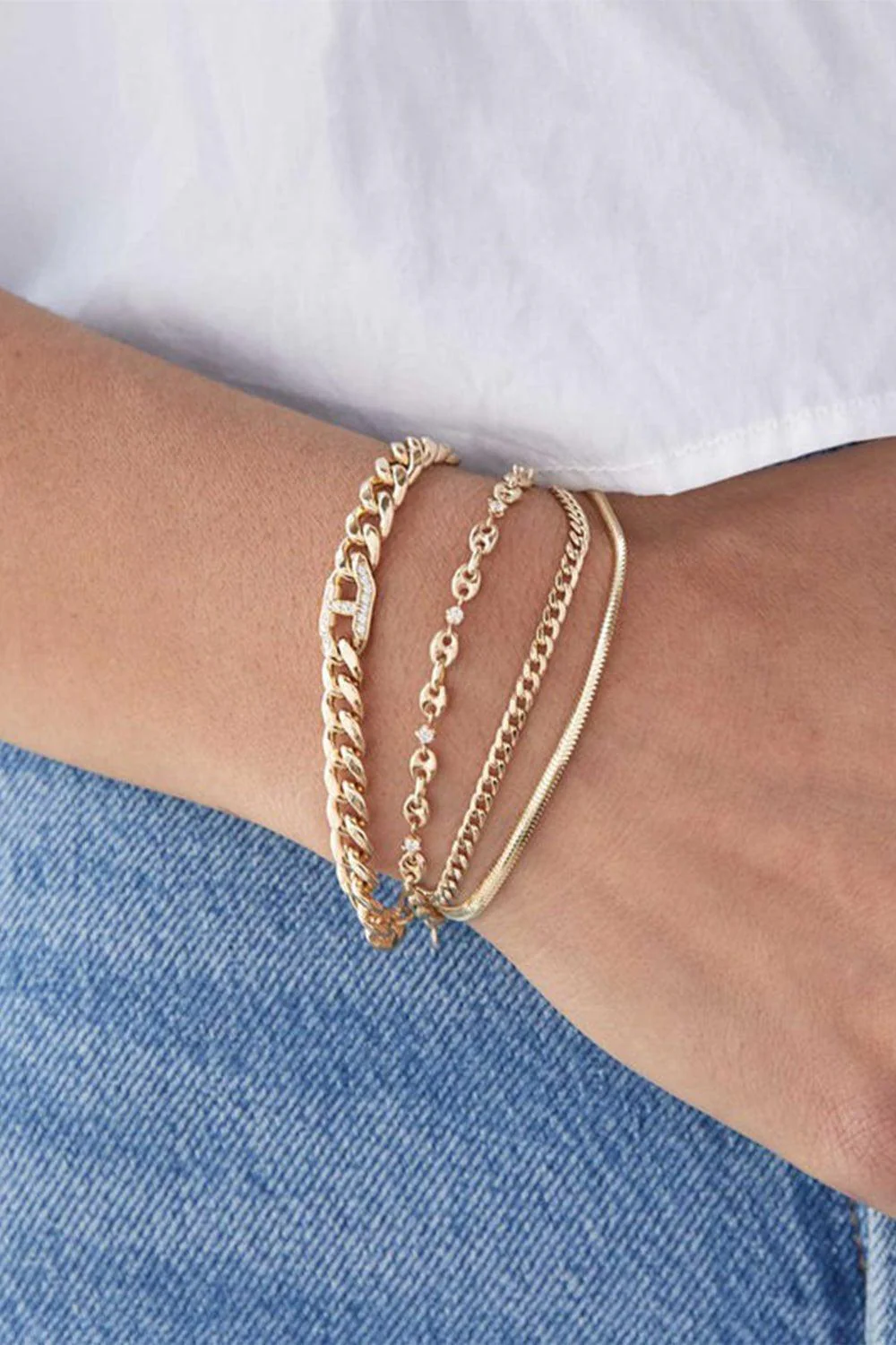 Mariner Link Large Curb Chain Bracelet - Image 2
