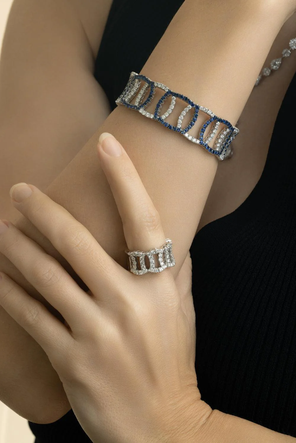 Blue Sapphire Diamond Overlap Stretch Bracelet - Image 3