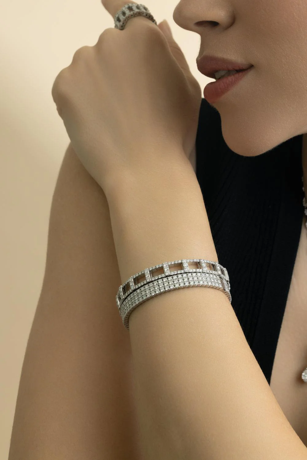 Diamond H Stretch Bracelet - Image 3