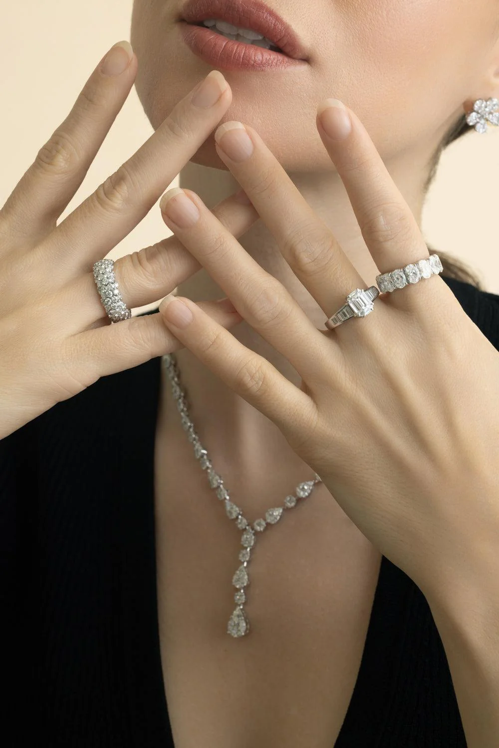 Diamond Oval Stretch Ring - Image 4