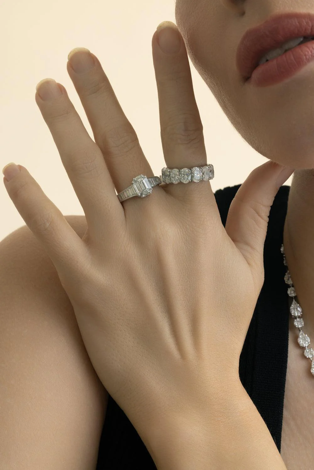 Diamond Oval Stretch Ring - Image 2
