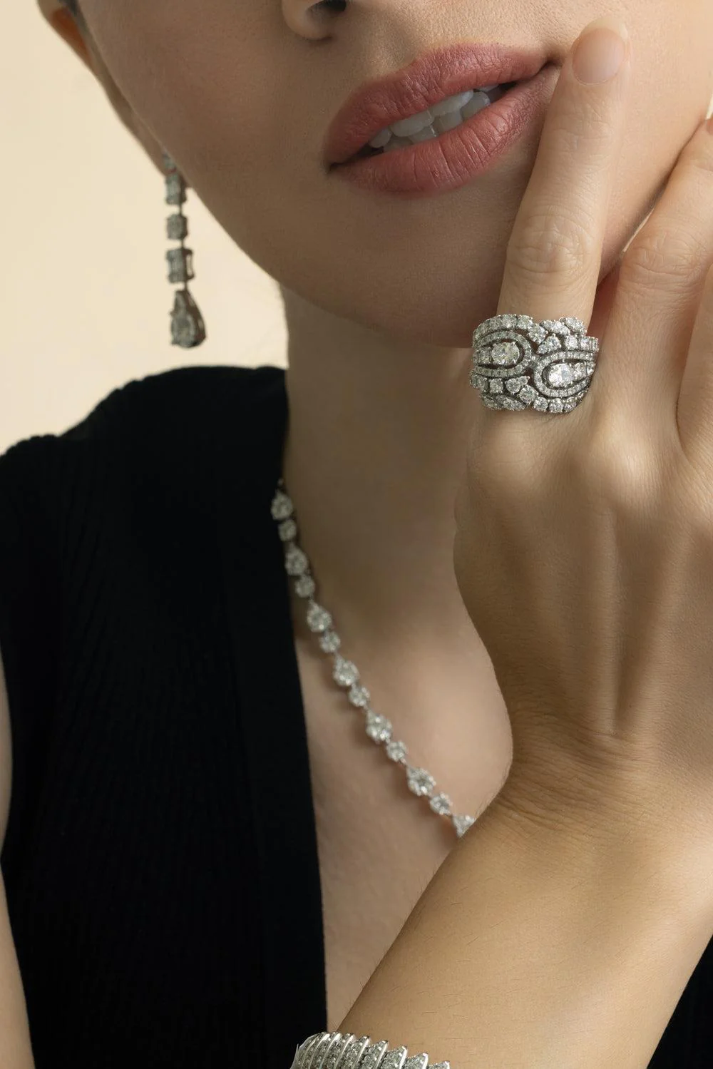 Diamond Wide Patterned Ring - Image 4
