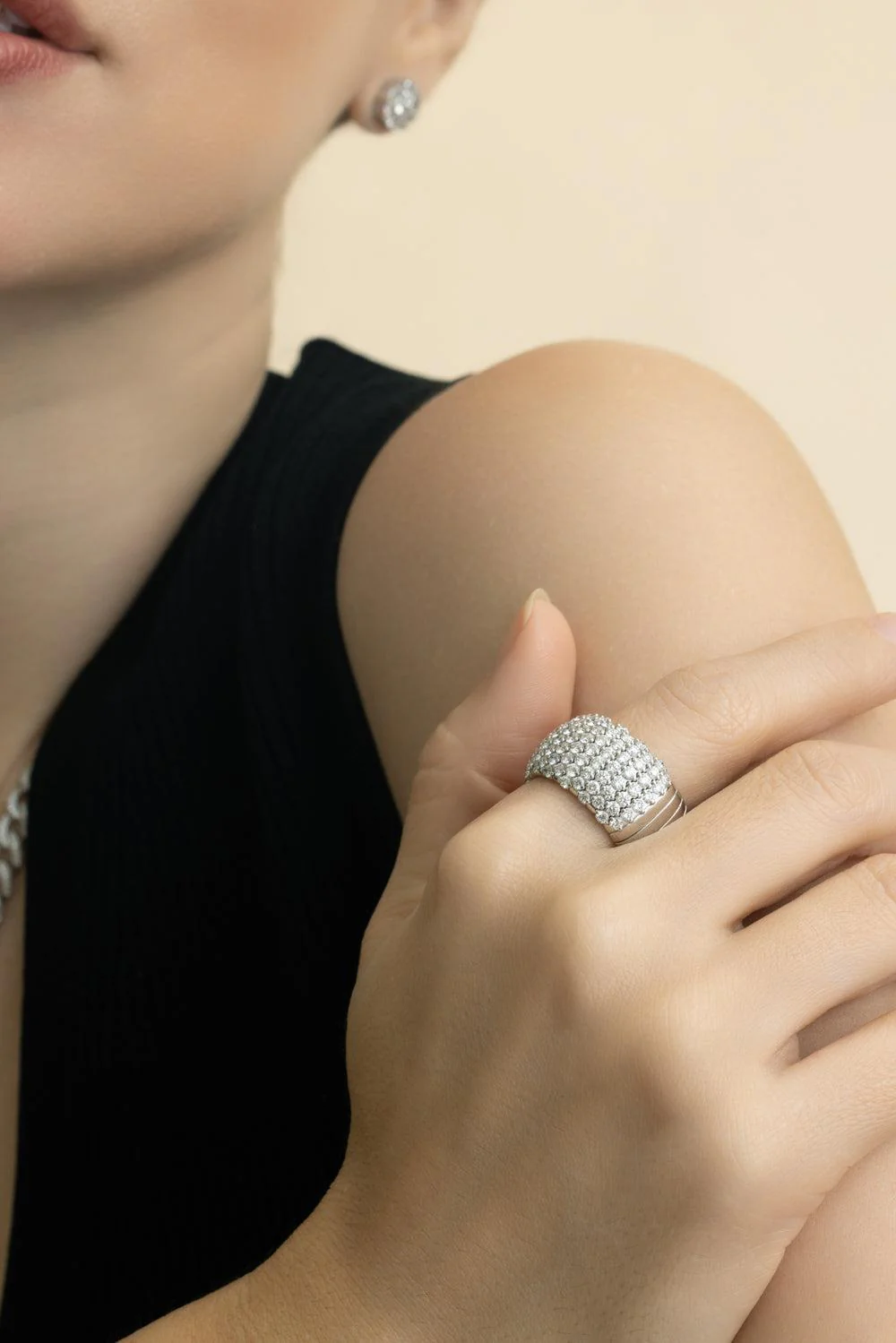 Wide Diamond Stretch Ring - White Gold - Image 3